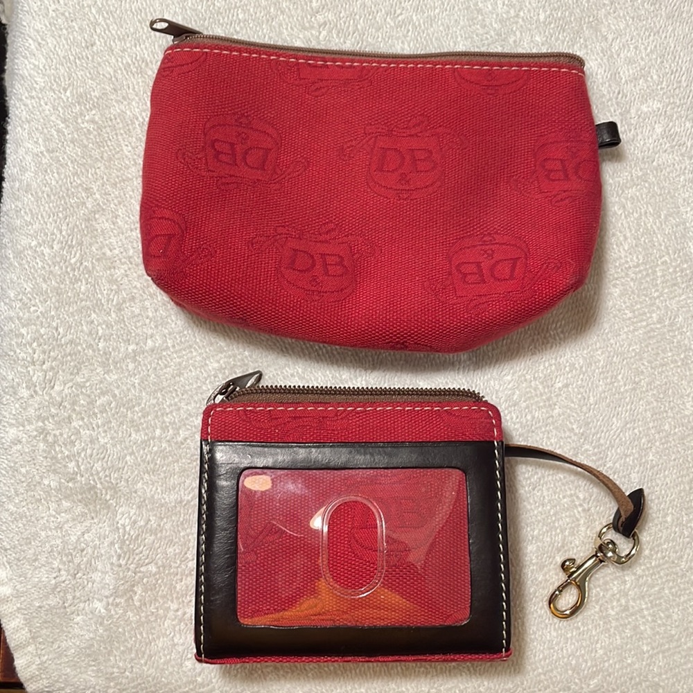 Dooney & Bourke Signature Fabric Top Zipper Tote - Picture 7 of 11